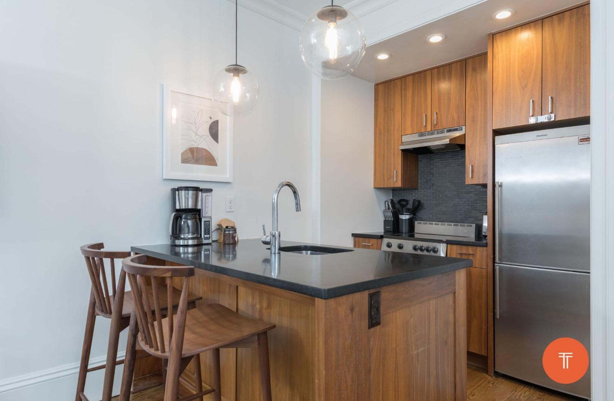 304 Newbury Street By Thatch Boston Extérieur photo